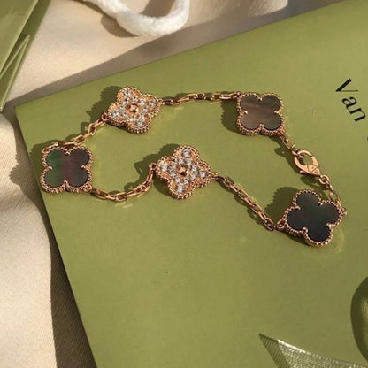 [Amore Jewels] CLOVER 5 MOTIF GRAY MOP BRACELET COLLECTION