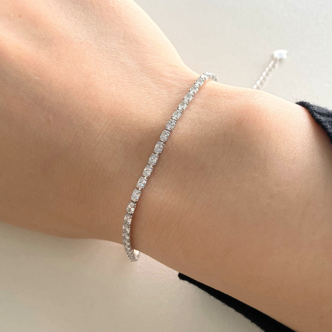 [Amore Jewels]Elegant Emerald Cut Daily Bracelet