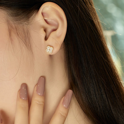 [Amore Jewels]Four-Leaf Clover Flower Shaped Earrings
