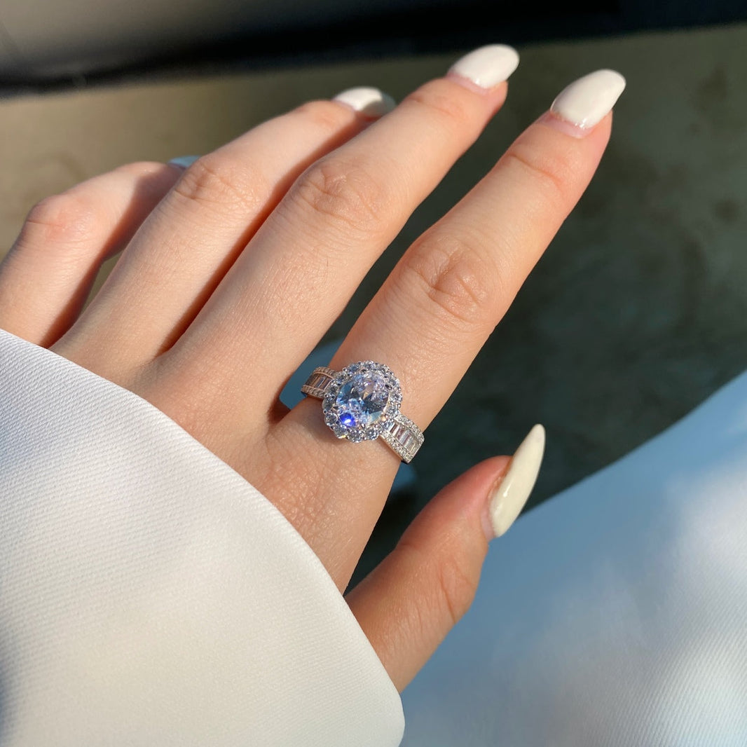 [Amore Jewels]1.5 Carat Dazzling Charming Oval Cut Banquet Ring