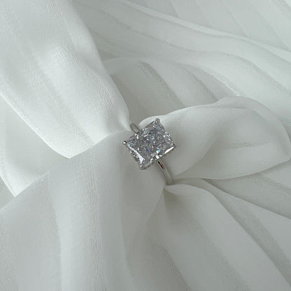[Amore Jewels]4.0 Carat Ornate Enchanting Radiand Cut Banquet Ring