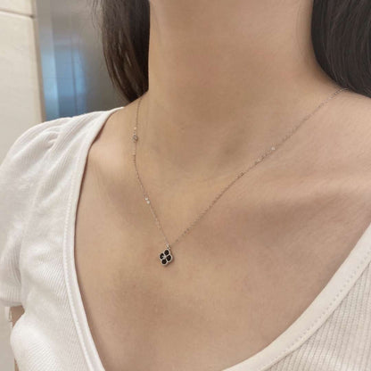 [Amore Jewels]Delicate Flower Shape Necklace
