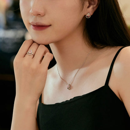 [Amore Jewels]Sparkling Pear Cut Necklace