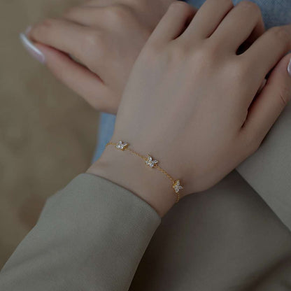 [Amore Jewels]Radiant Butterfly Shape Necklace