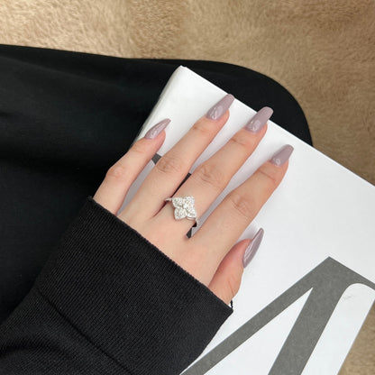 [Amore Jewels]Luxurious Colorful Flower Shape Banquet Ring