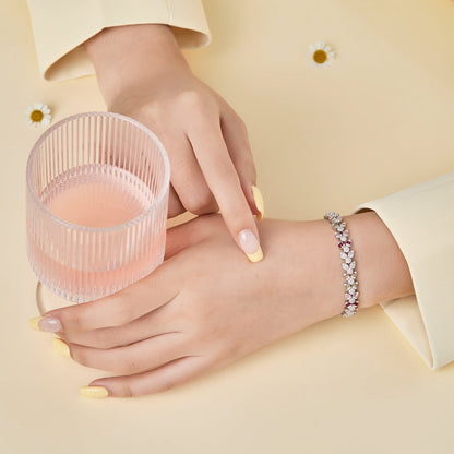 [Amore Jewels]Dainty Exquisite Flower Shape Daily Bracelet