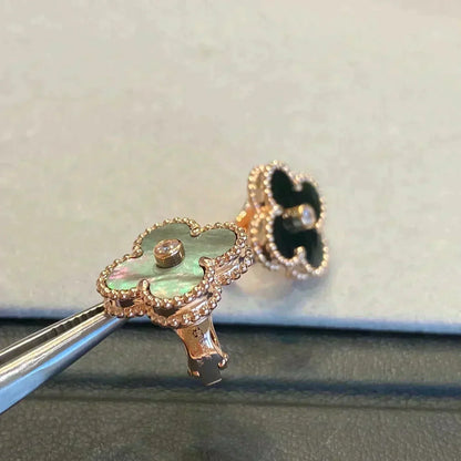 [Amore Jewels]CLOVER MEDIUM 1 MOTIFS GRAY MOP  DIAMOND EARRINGS