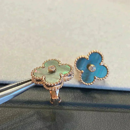 [Amore Jewels]CLOVER MEDIUM 1 MOTIFS GRAY MOP  DIAMOND EARRINGS