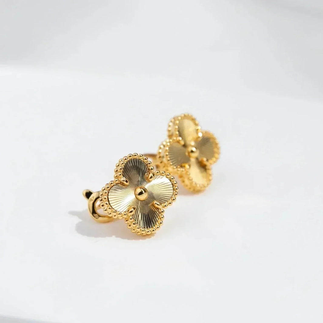 [Amore Jewels]CLOVER MEDIUM 1 MOTIFS LASER EARRINGS