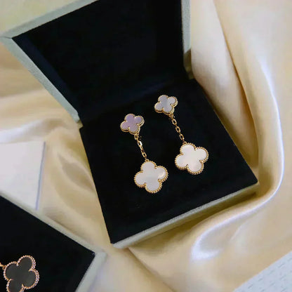 [Amore Jewels]CLOVER 2 MOTIF WHITE MOP EARRINGS
