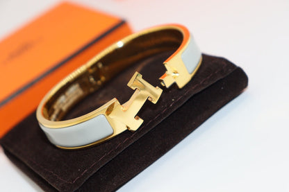 [Amore Jewels]H LIGHT BLUE BRACELET