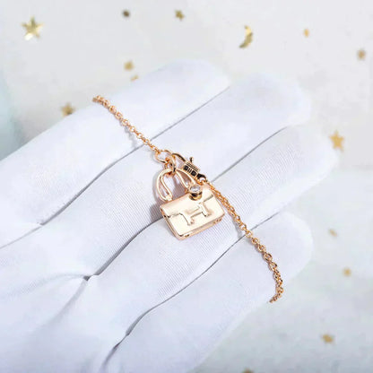 [Amore Jewels]AMULETTE PEDANT ROSE GOLD NECKLACE