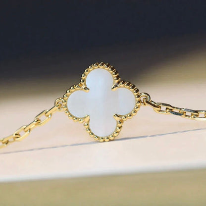 [Amore Jewels]CLOVER 20 MOTIFS WHITE MOP NECKLACE
