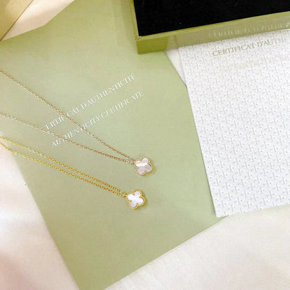 [Amore Jewels]CLOVER MINI 9.5MM WHITE MOTHER-OF-PEARL NECKLACE