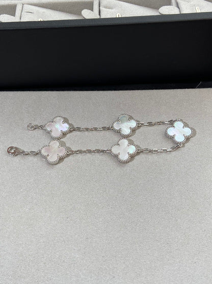 [Amore Jewels]CLOVER WHITE PEARL MOP 5 MOTIF BRACELET COLLECTION