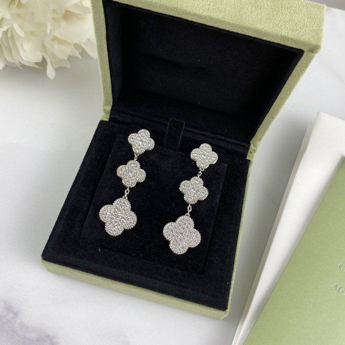 [Amore Jewels]CLOVER 3 MOTIF DIAMOND SILVER DROP EARRINGS