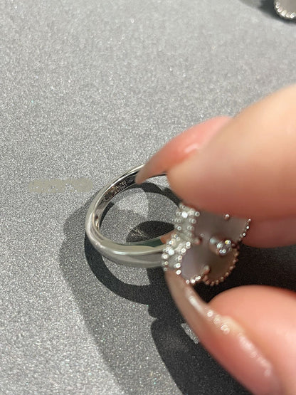 [Amore Jewels]CLOVER SILVER MOP DIAMOND RING