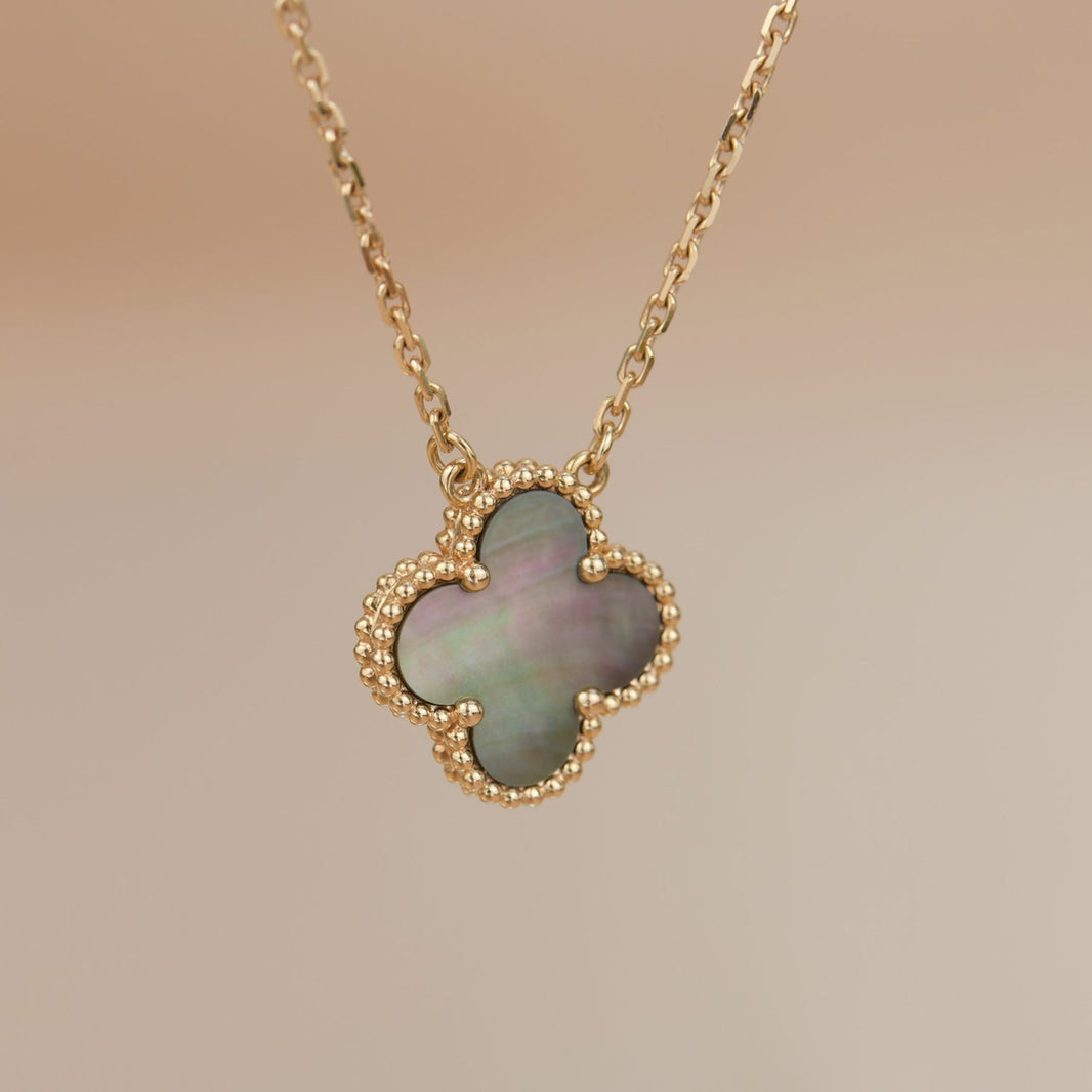 [Amore Jewels]CLOVER 15MM  GRAY MOTHER OF PEARL NECKLACE