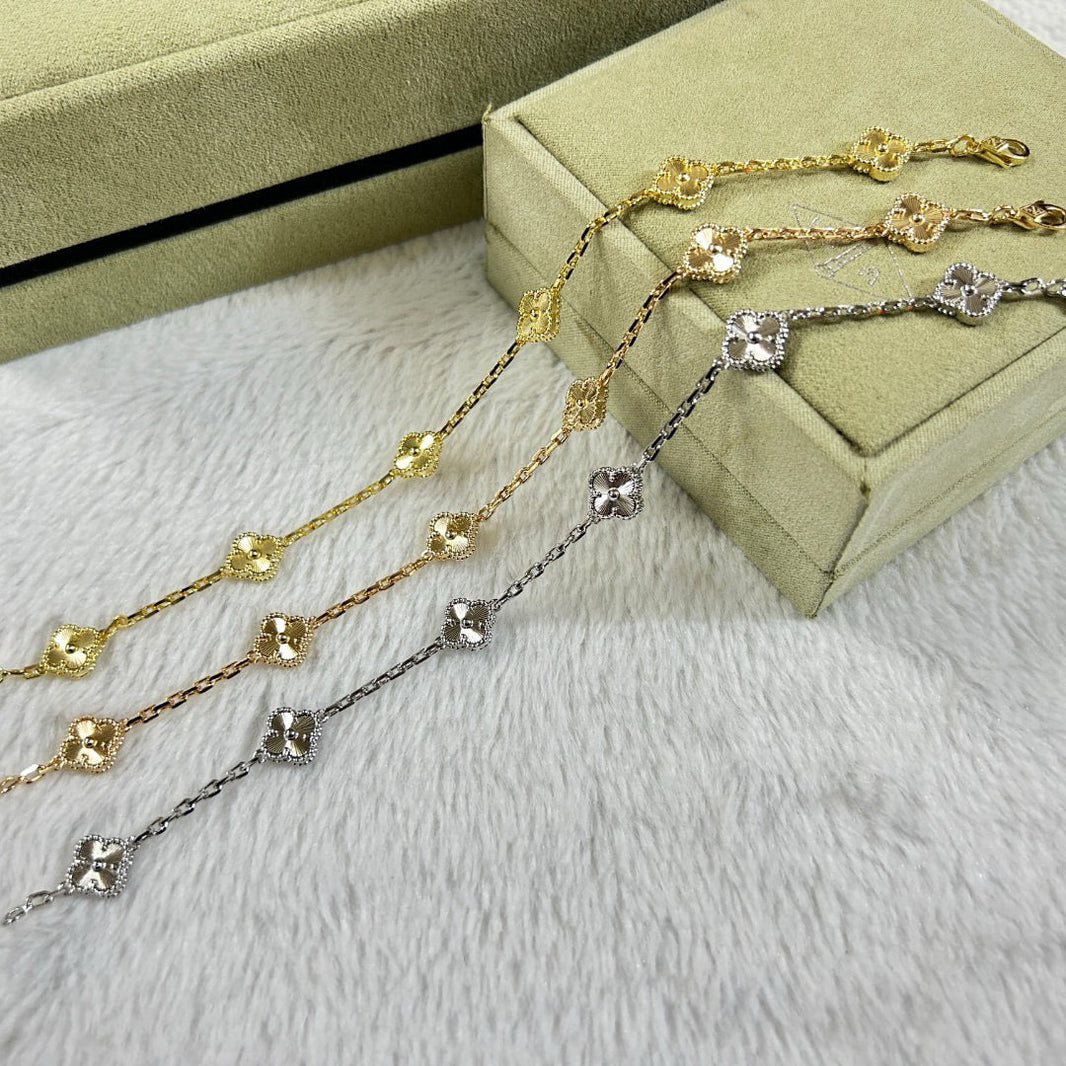 [Amore Jewels]CLOVER 6 MOTIF DIAMOND BRACELET