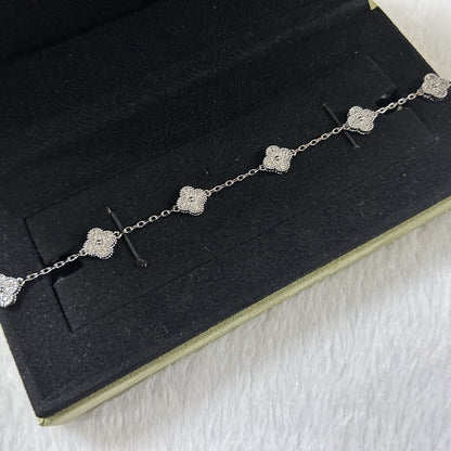 [Amore Jewels]CLOVER 6 MOTIF DIAMOND BRACELET