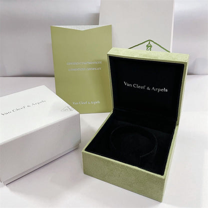[Amore Jewels] VA CLOVER BOX GIFT BAG