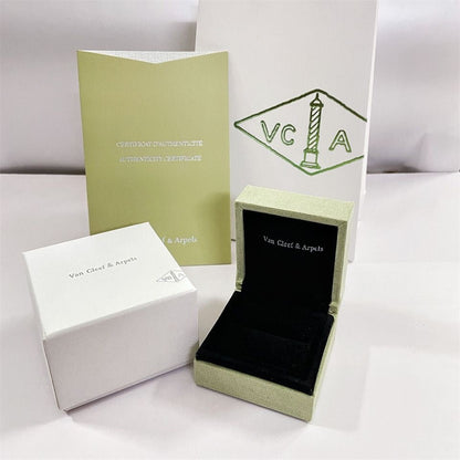 [Amore Jewels] VA CLOVER BOX GIFT BAG