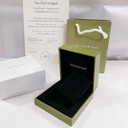 [Amore Jewels] VA CLOVER BOX GIFT BAG