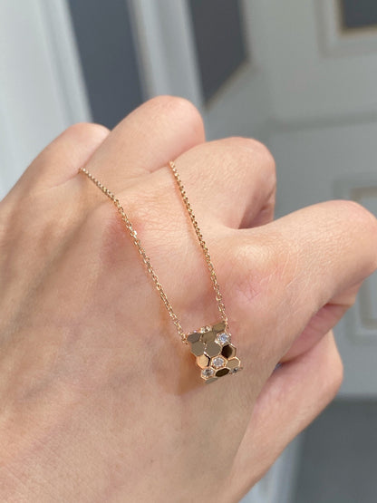 [Amore Jewels]BEE LOVE DIAMOND NECKLACE