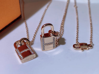 [Amore Jewels]HM ADVANCED NICHE LOCK HEAD NECKLACE DIAMONDS
