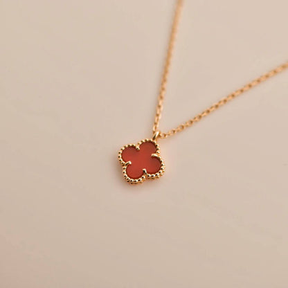[Amore Jewels]CLOVER MINI 9.5MM WHITE CARNELIANS NECKLACE