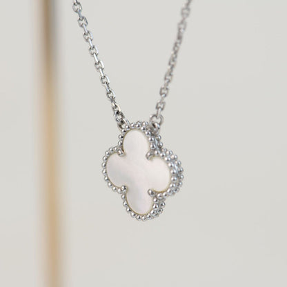 [Amore Jewels]CLOVER  15MM WHITE MOTHER-OF-PEARL SILVER