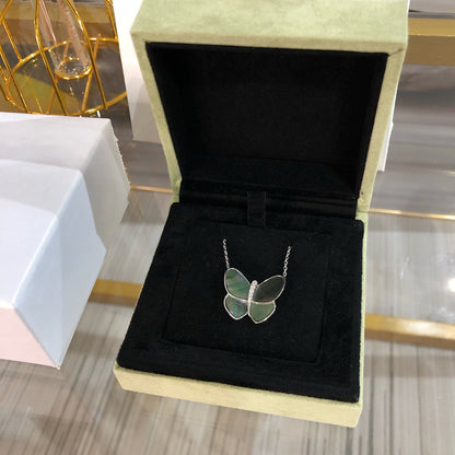 [Amore Jewels]LARGE BUTTERFLY SILVER PENDANT DIAMOND NECKLACE
